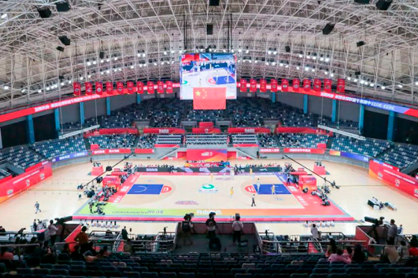 廣廈隊的主場是哪個體育場？