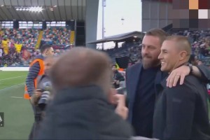 淚目！德羅西和卡納瓦羅賽前互相擁抱