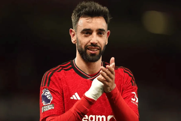 曼聯(lián)核心布魯諾-費爾南德斯以身作則