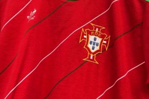 C羅穿上一定帥！葡萄牙1984歐洲杯球衣