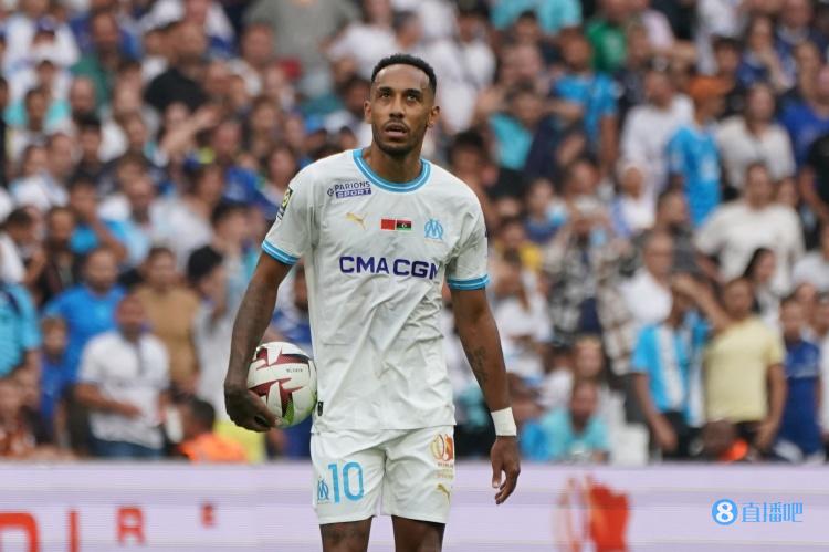 梅開二度助隊大勝，奧巴梅揚本賽季34場取得18球8助攻