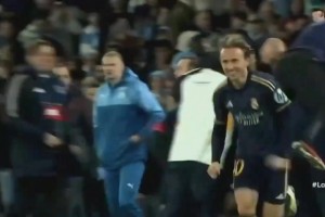 皇馬勝利后，莫德里奇開心的像個(gè)孩子！