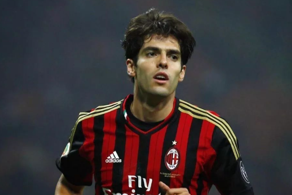 卡卡退役后去干什么了？