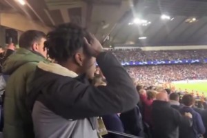 speed在曼城球迷區(qū)假裝悲傷，賽后與呂迪格見面